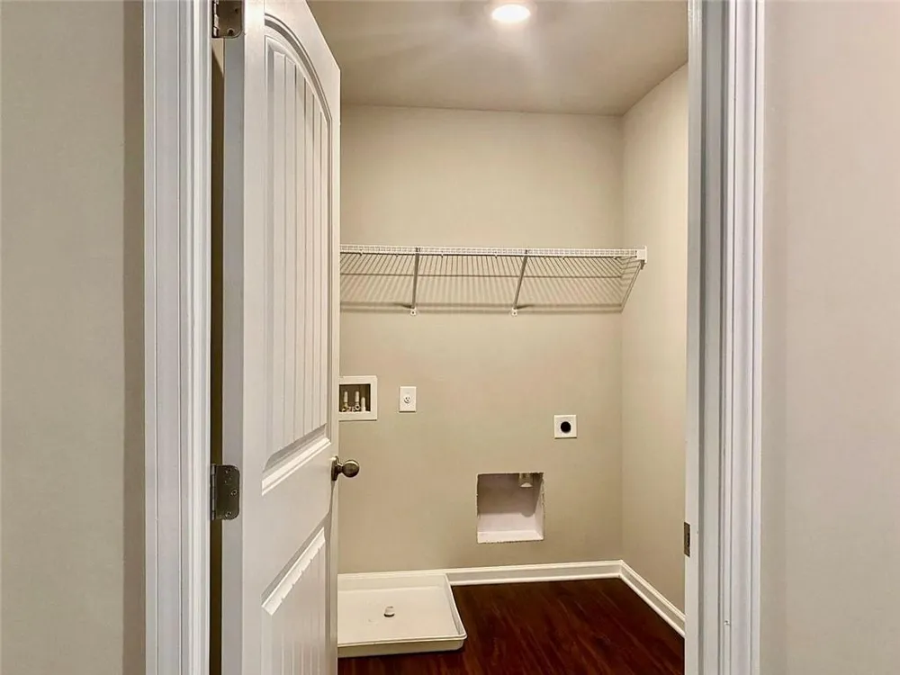 537 Ruths Drive Holly Springs, GA 30188