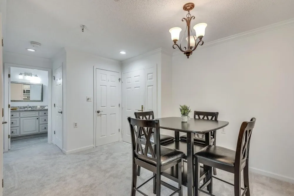 1800 Clairmont Lake #A623 Decatur, GA 30033
