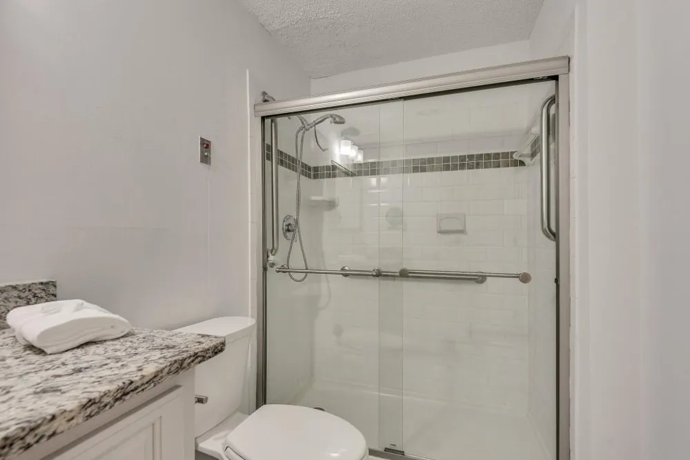 1800 Clairmont Lake #A623 Decatur, GA 30033