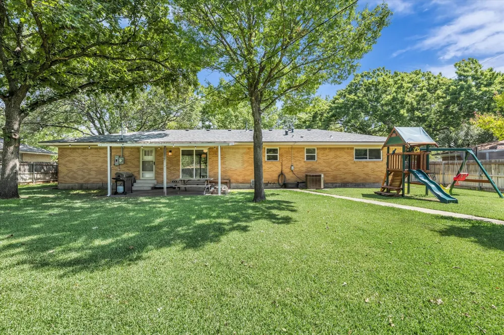 508 Bellaire Drive Woodway, TX 76712