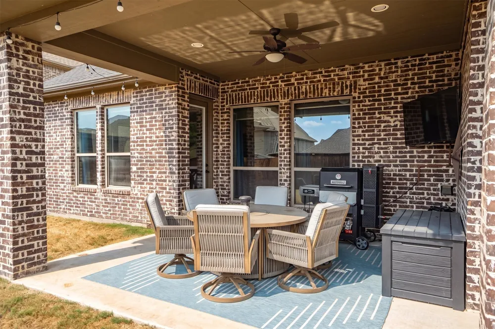 1024 Highpoint Way Roanoke, TX 76262