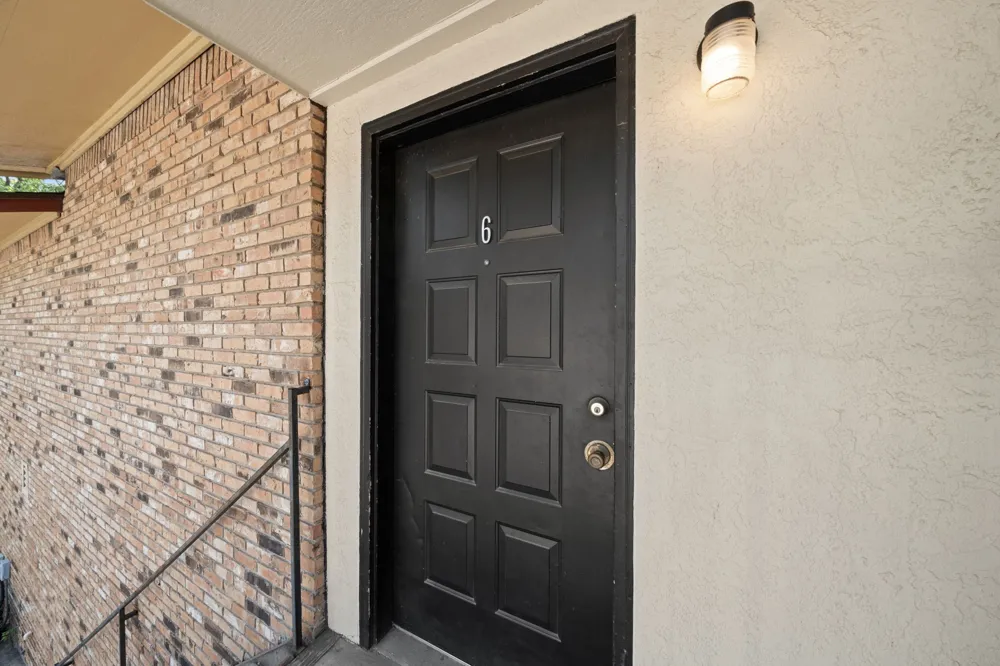 1108 Elm Street #6 Denton, TX 76201