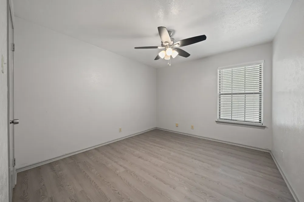 1108 Elm Street #6 Denton, TX 76201