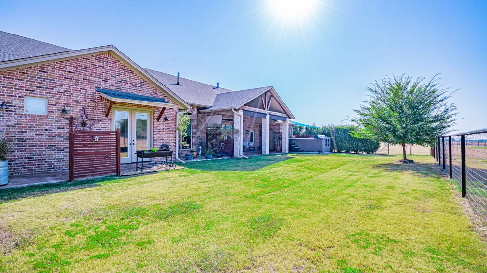 3609 Farm Land Court Granbury, TX 76048