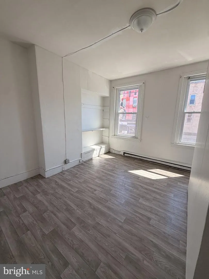 3228 FRONT STREET Philadelphia, PA 19140
