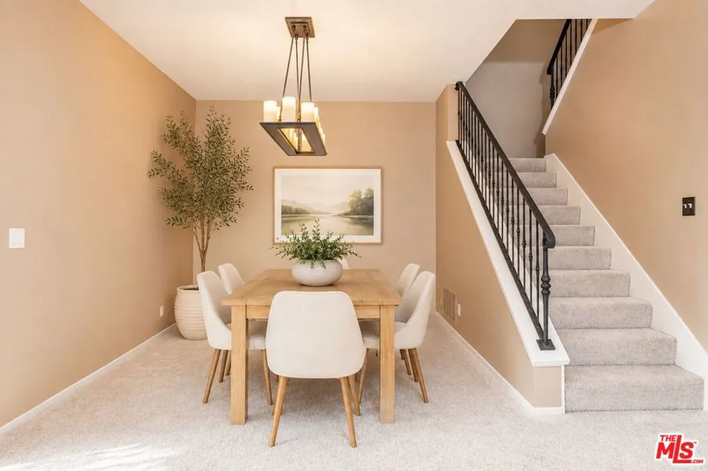 1021 Amberton Lane Newbury Park, CA 91320