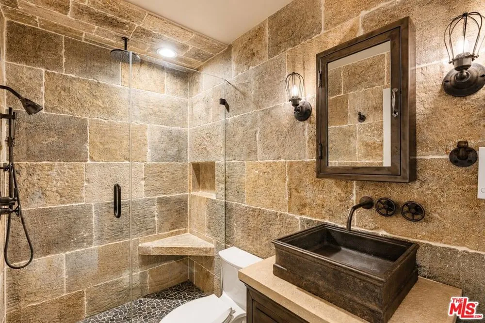 1021 Amberton Lane Newbury Park, CA 91320