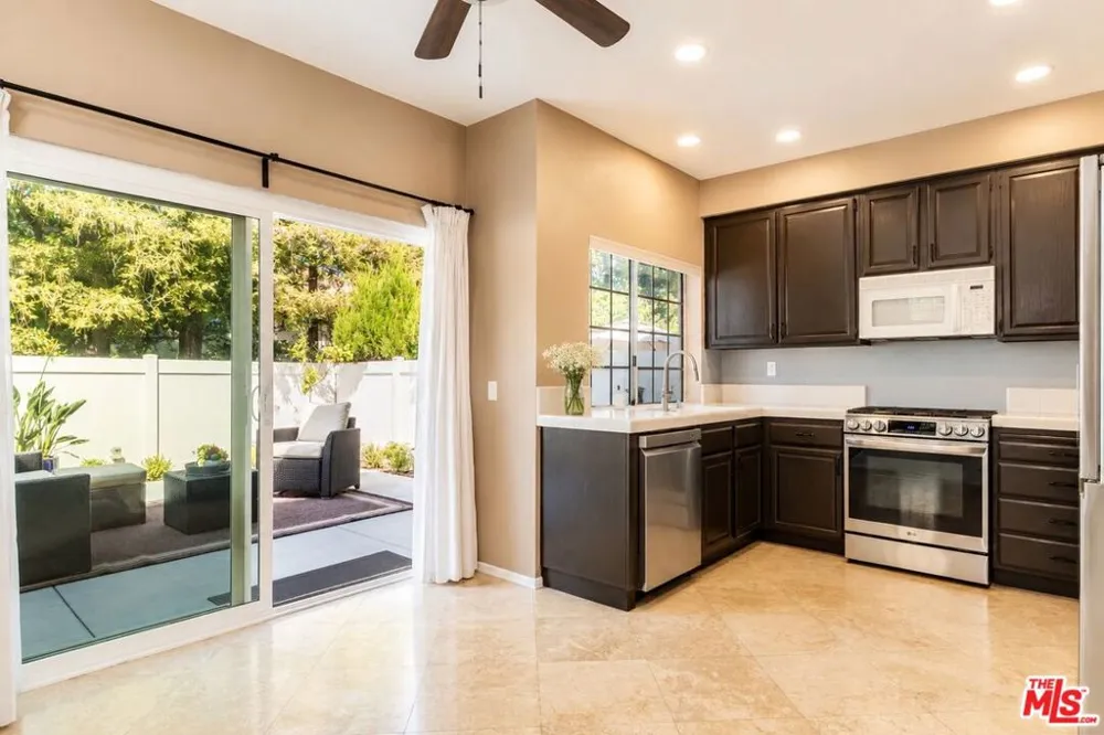 1021 Amberton Lane Newbury Park, CA 91320