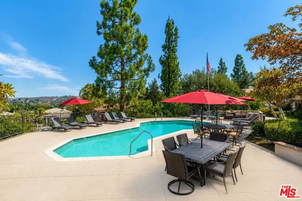 1021 Amberton Lane Newbury Park, CA 91320