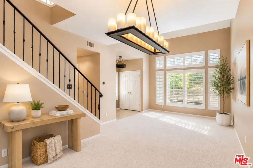1021 Amberton Lane Newbury Park, CA 91320