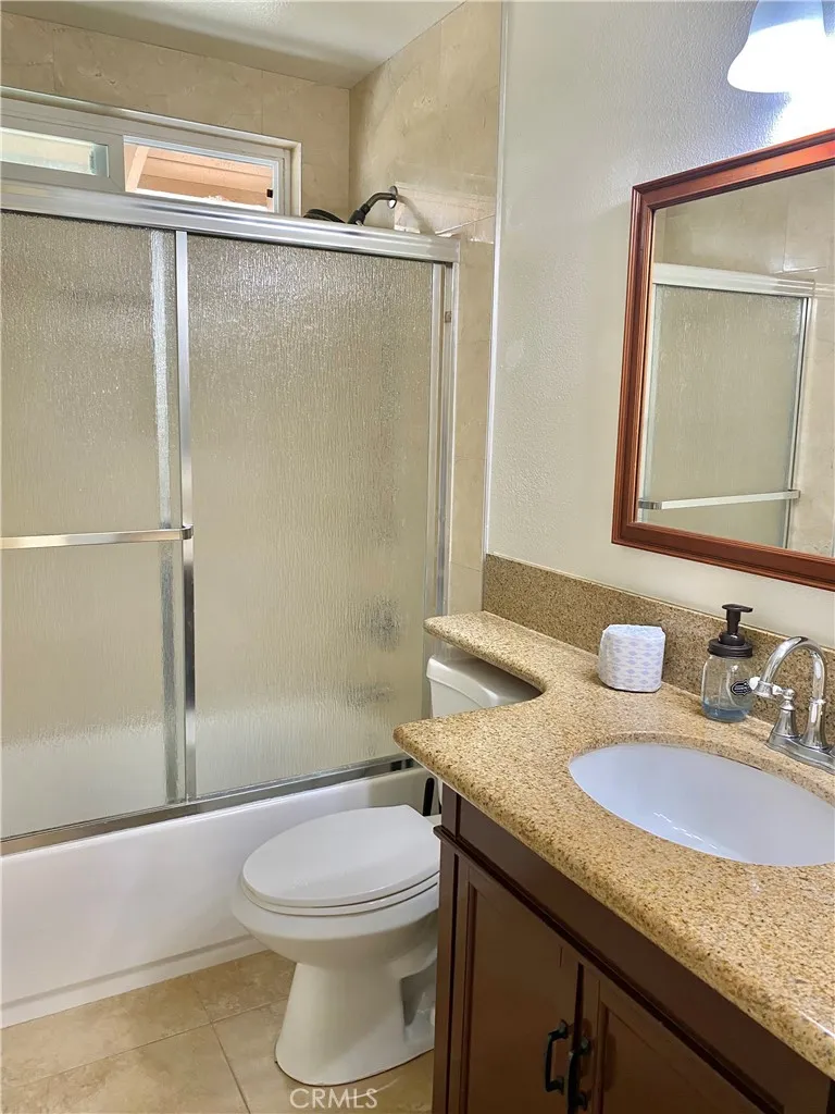 7112 Heil Avenue #4 Huntington Beach, CA 92647