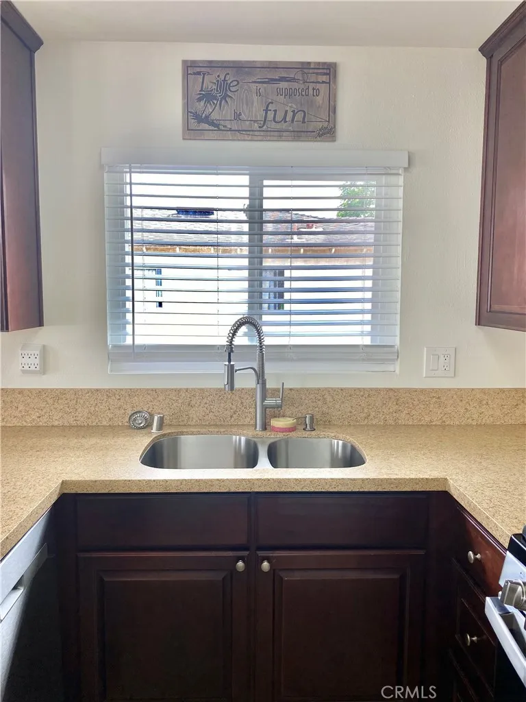 7112 Heil Avenue #4 Huntington Beach, CA 92647