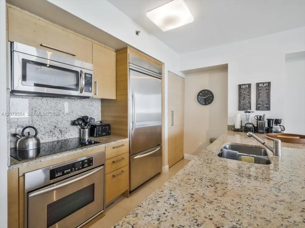 1830 S Ocean Dr #5009 Hallandale Beach, FL 33009