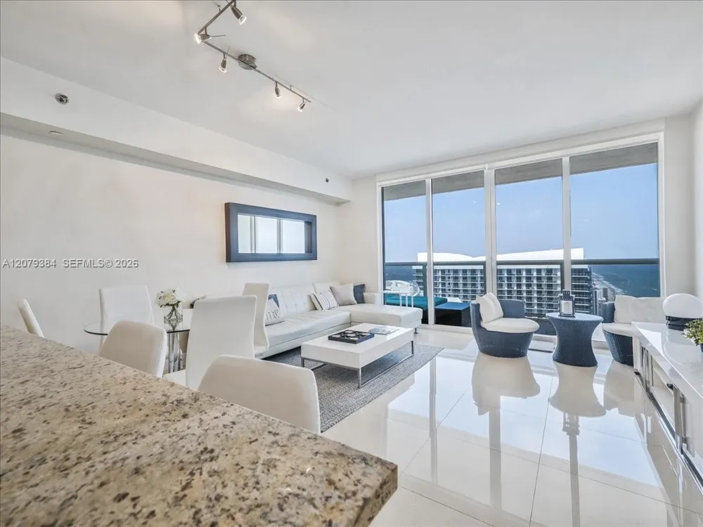 1830 S Ocean Dr #5009 Hallandale Beach, FL 33009