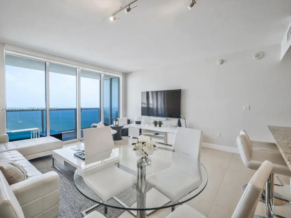 1830 S Ocean Dr #5009 Hallandale Beach, FL 33009