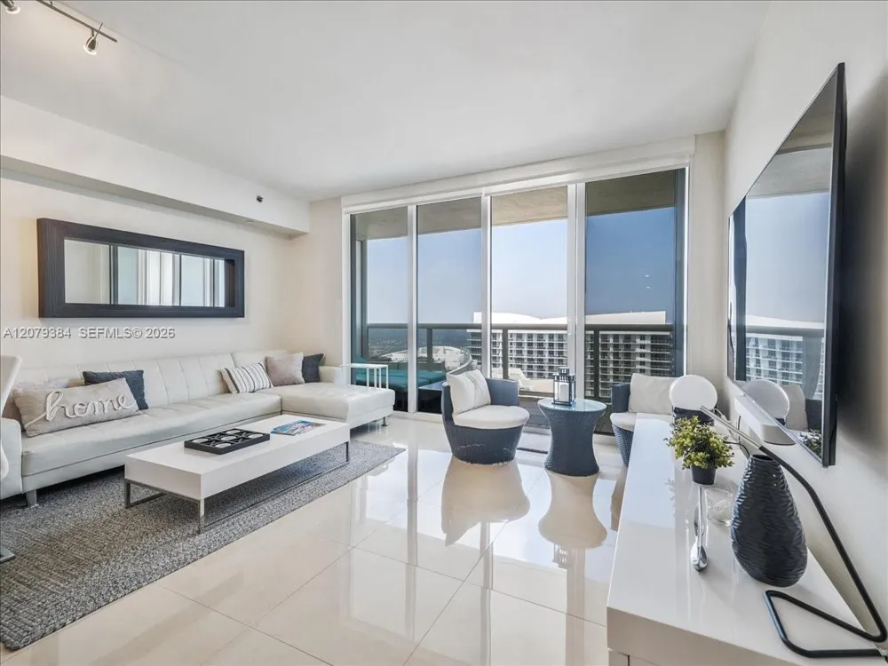 1830 S Ocean Dr #5009 Hallandale Beach, FL 33009