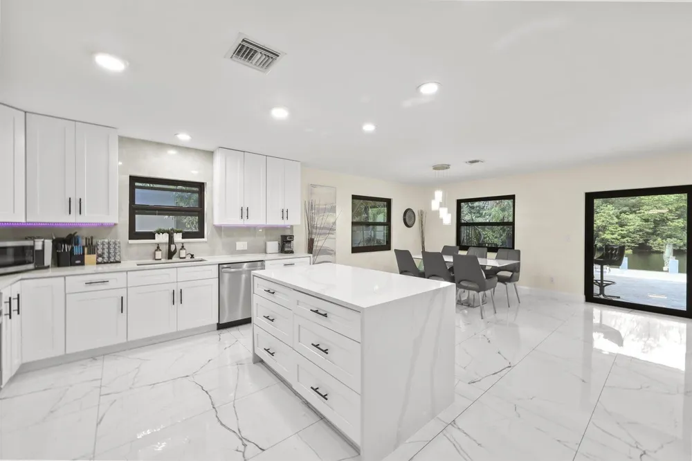 4406 SW 35th Avenue Fort Lauderdale, FL 33312