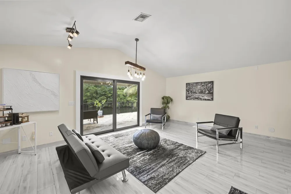4406 SW 35th Avenue Fort Lauderdale, FL 33312