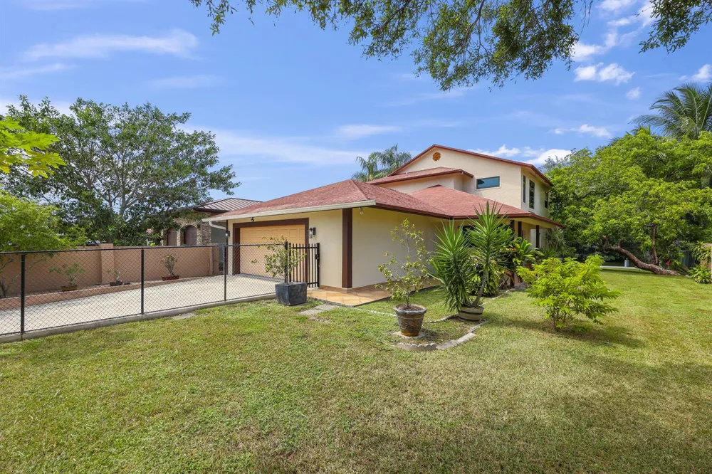 4406 SW 35th Avenue Fort Lauderdale, FL 33312