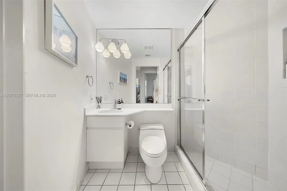 717 Crandon Blvd #407 Key Biscayne, FL 33149