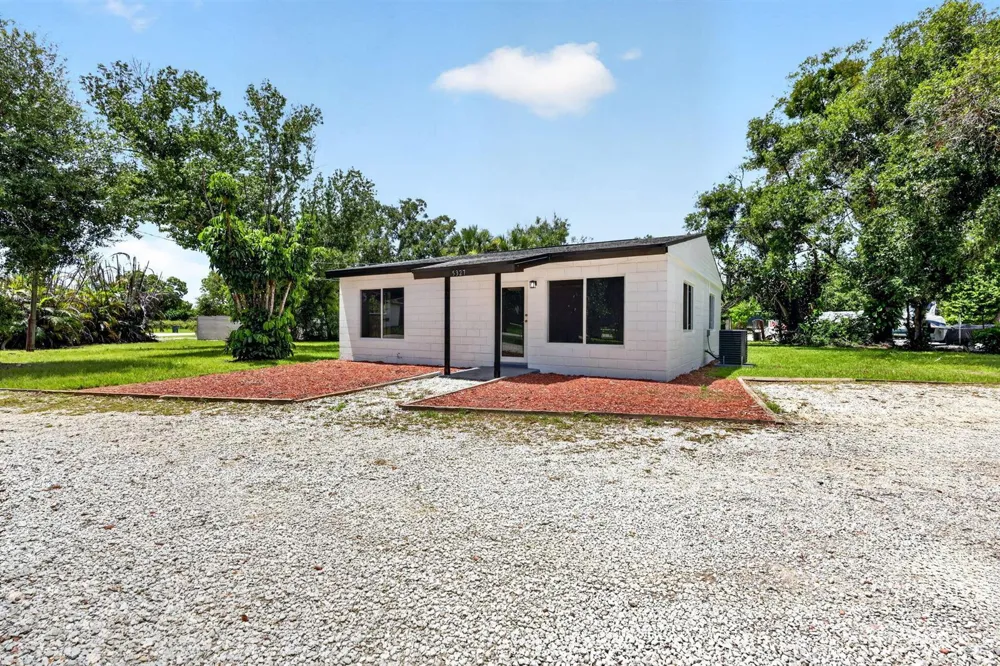 5327 St Lucie Boulevard Fort Pierce, FL 34946