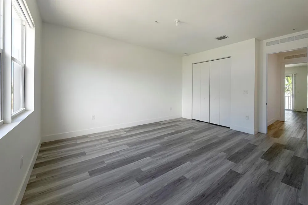 405 NE 35TH COURT #2 Oakland Park, FL 33334
