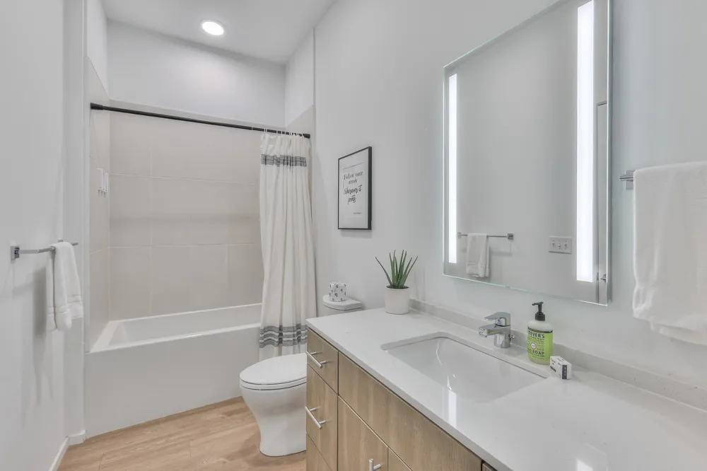 920 South Street #205 Nashville, TN 37203