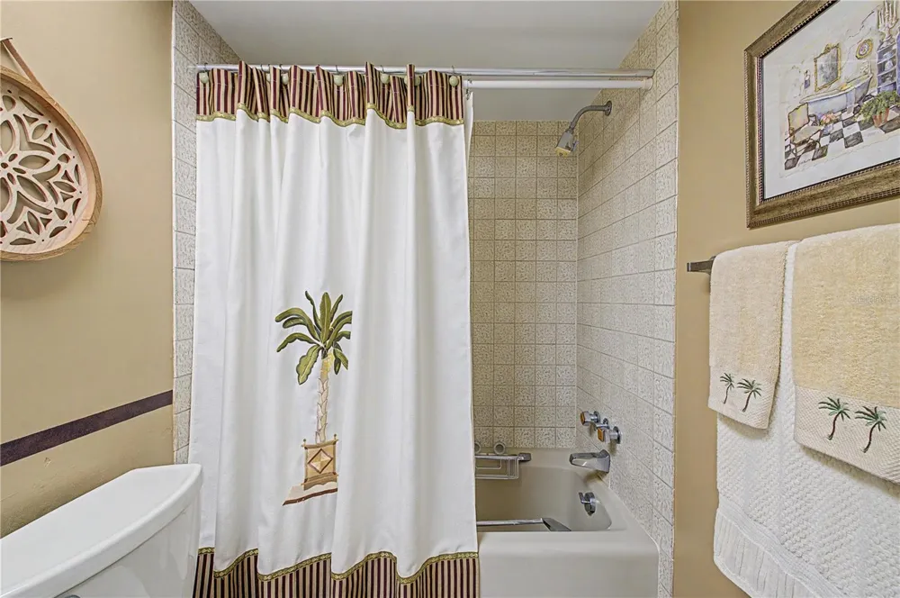 2543 ROYAL PINES CIRCLE #17K Clearwater, FL 33763