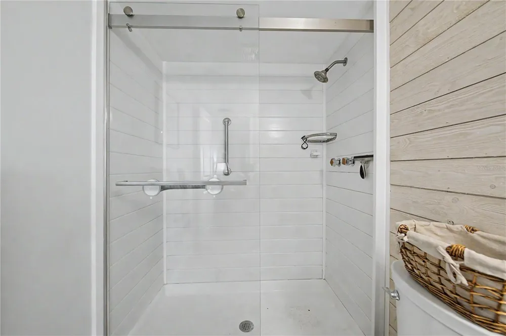 2543 ROYAL PINES CIRCLE #17K Clearwater, FL 33763