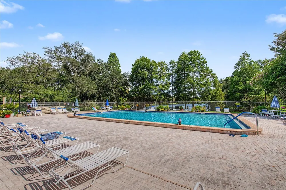 2543 ROYAL PINES CIRCLE #17K Clearwater, FL 33763