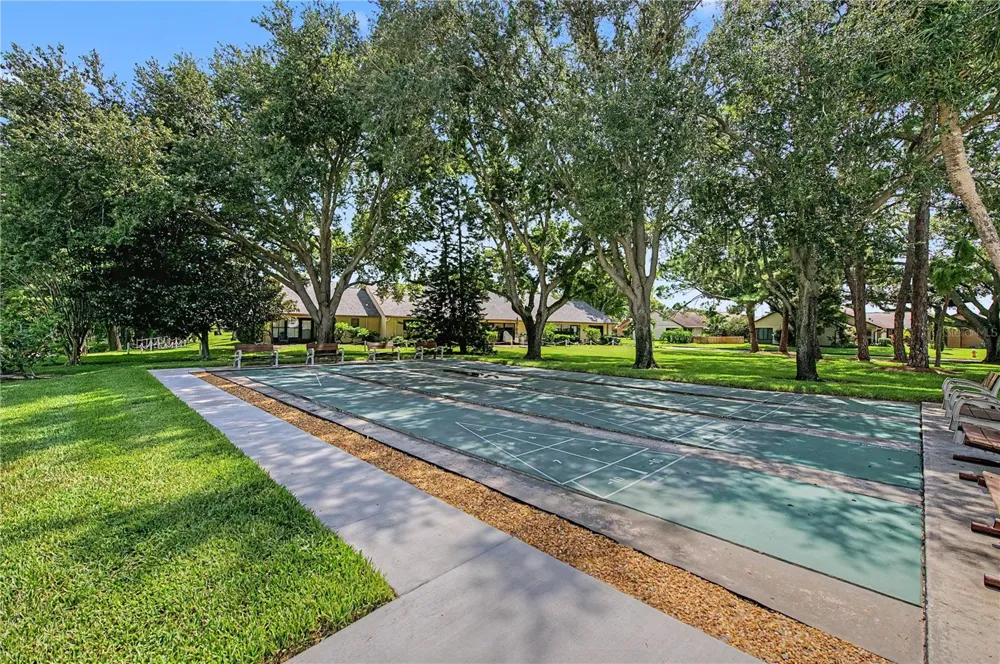2543 ROYAL PINES CIRCLE #17K Clearwater, FL 33763