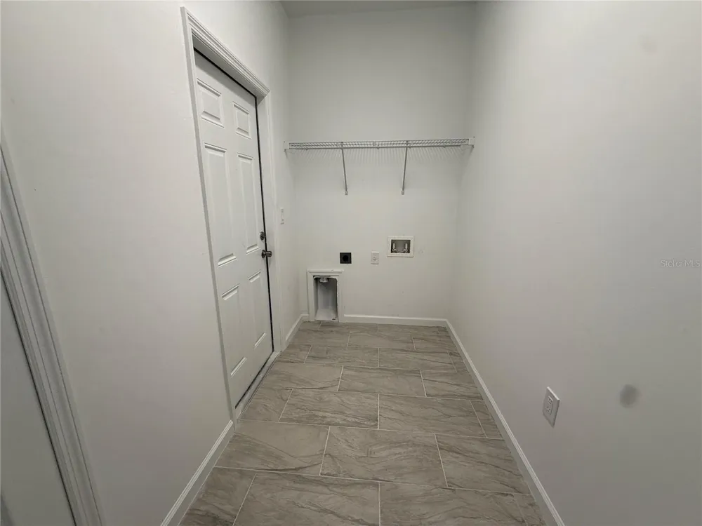 2964 WELLS AVENUE North Port, FL 34286