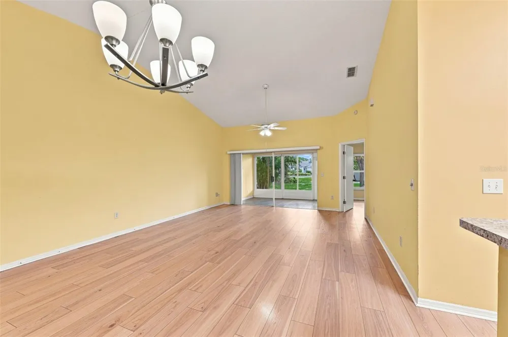 2472 NANTUCKET HARBOR LOOP Sun City Center, FL 33573