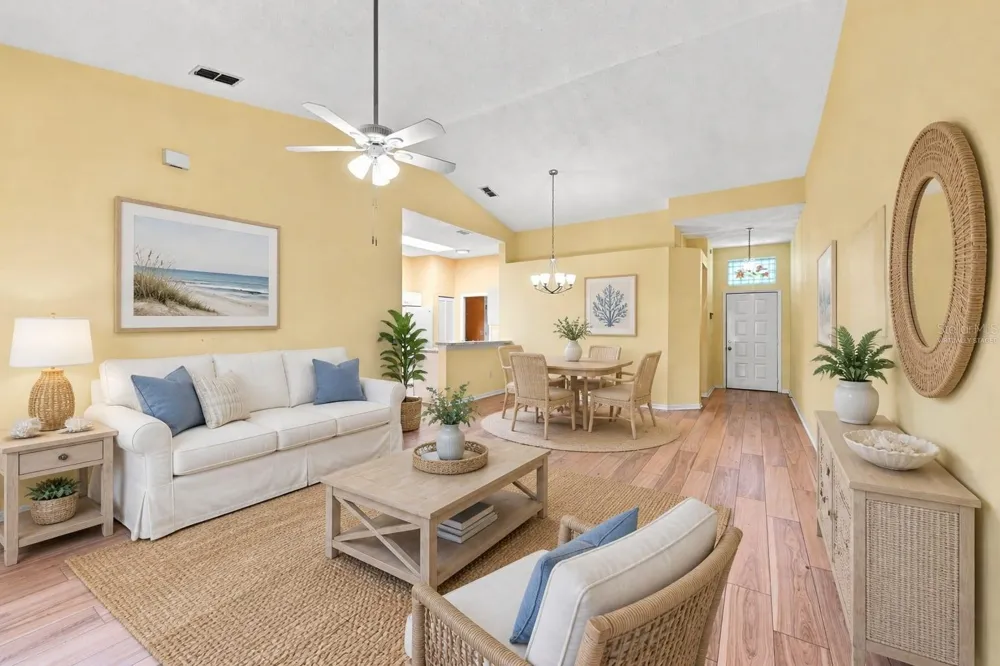 2472 NANTUCKET HARBOR LOOP Sun City Center, FL 33573