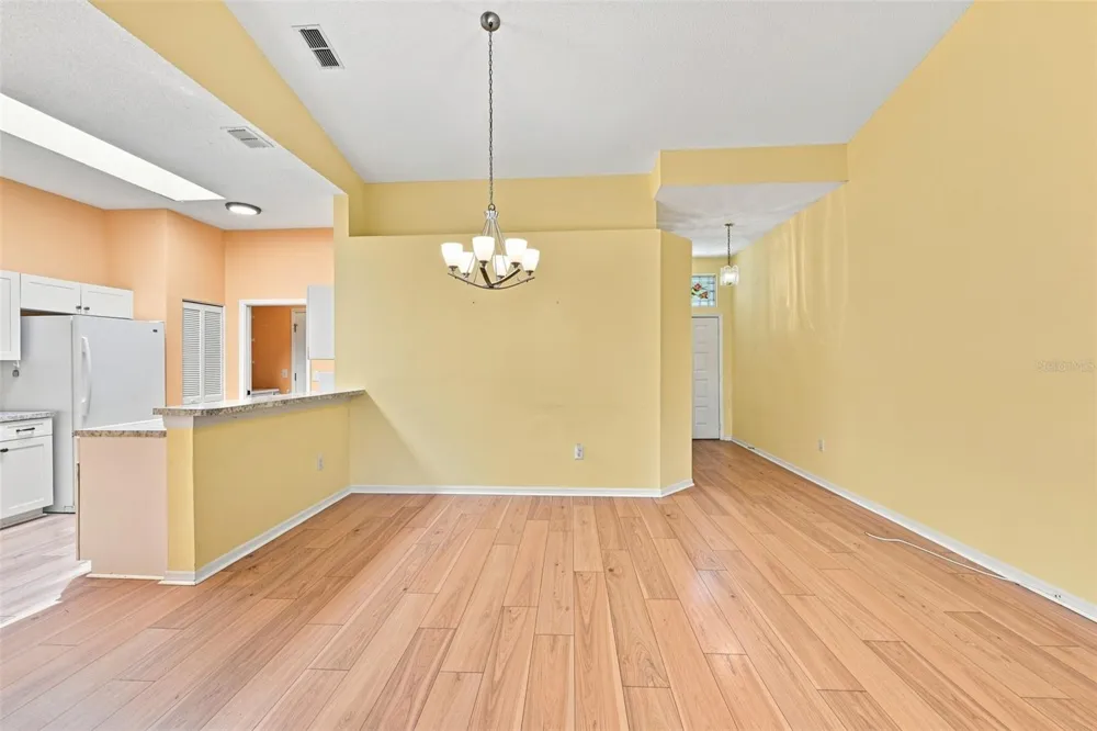2472 NANTUCKET HARBOR LOOP Sun City Center, FL 33573