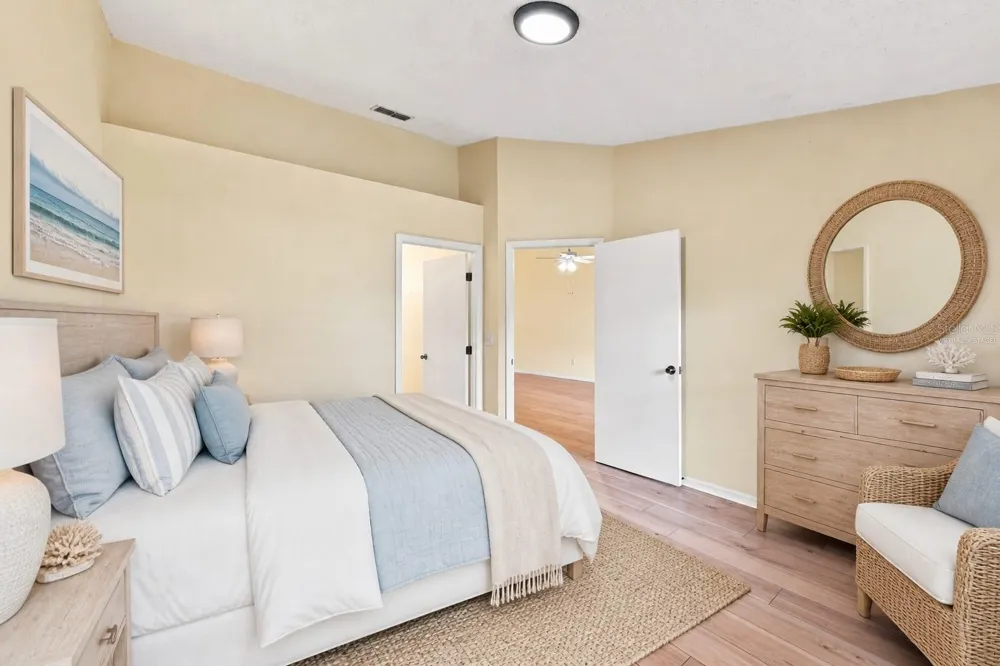 2472 NANTUCKET HARBOR LOOP Sun City Center, FL 33573