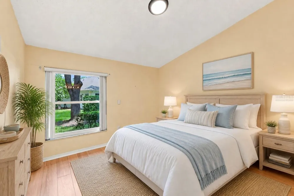 2472 NANTUCKET HARBOR LOOP Sun City Center, FL 33573