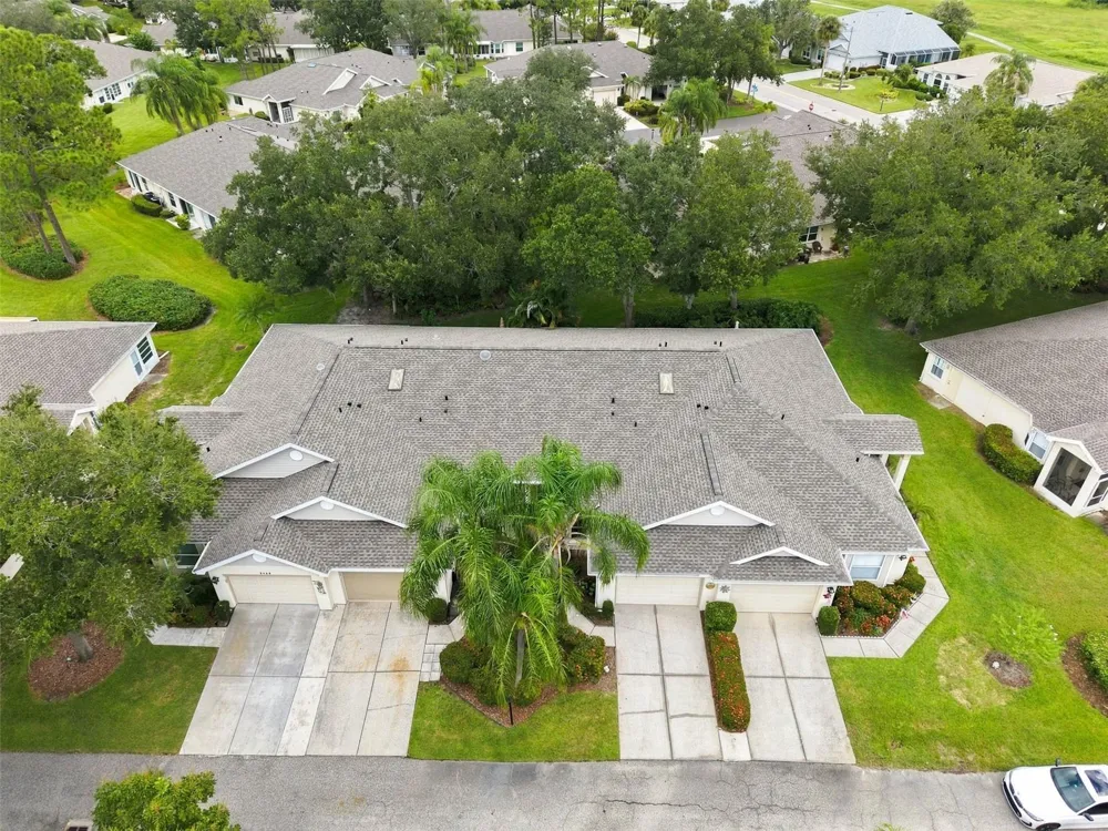 2472 NANTUCKET HARBOR LOOP Sun City Center, FL 33573