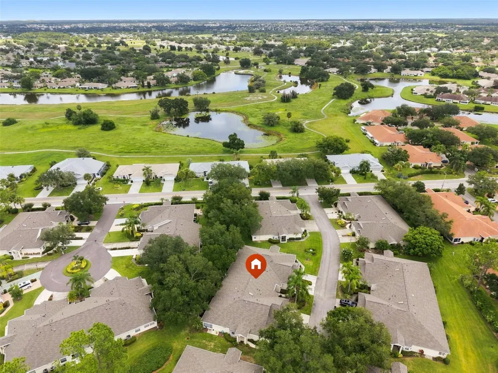 2472 NANTUCKET HARBOR LOOP Sun City Center, FL 33573