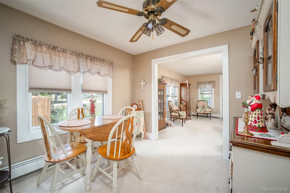 335 Oriole Street Lapeer City, MI 48446