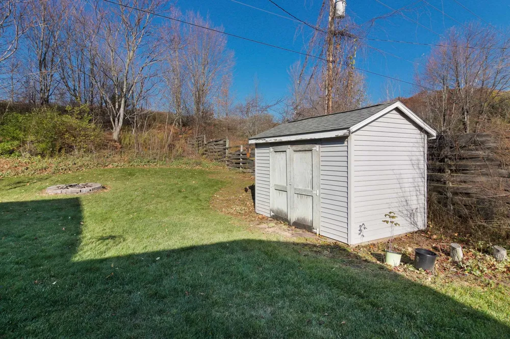10555 Center Road Peninsula Township, MI 49686