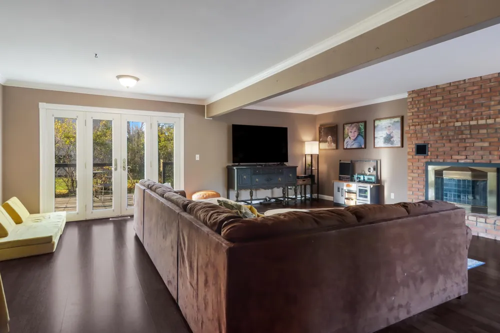 10555 Center Road Peninsula Township, MI 49686