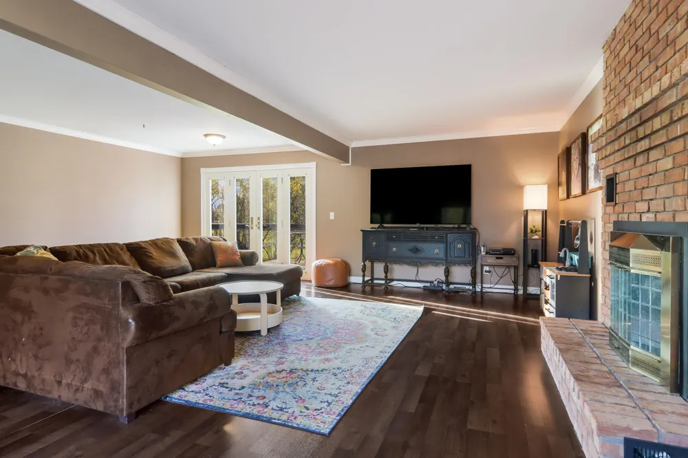 10555 Center Road Peninsula Township, MI 49686