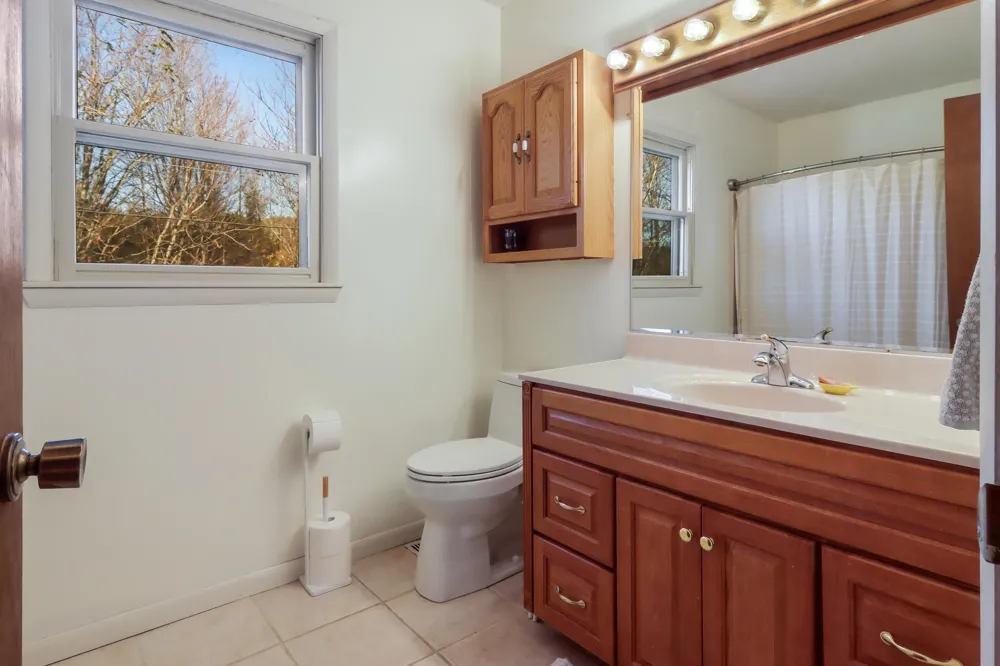 10555 Center Road Peninsula Township, MI 49686
