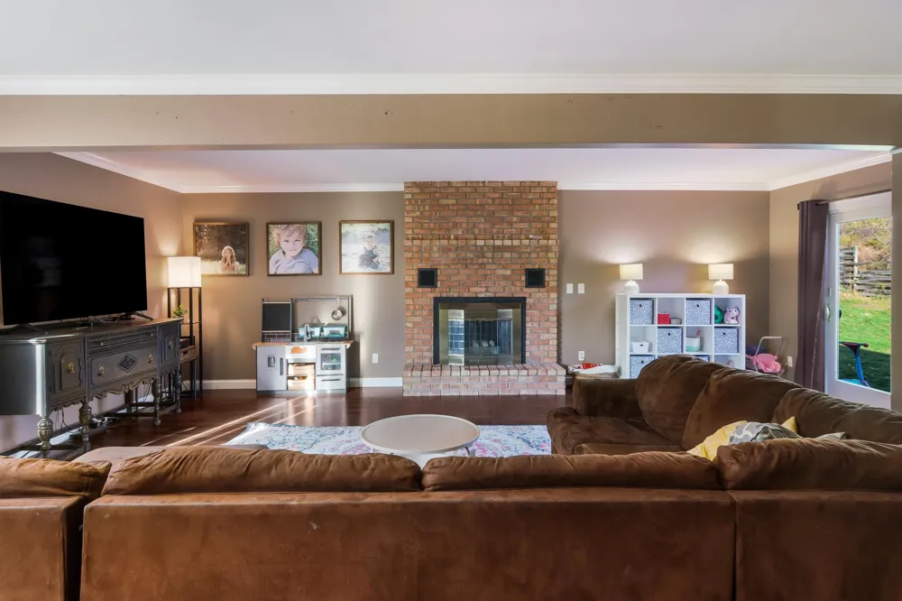 10555 Center Road Peninsula Township, MI 49686