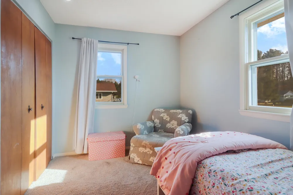 10555 Center Road Peninsula Township, MI 49686