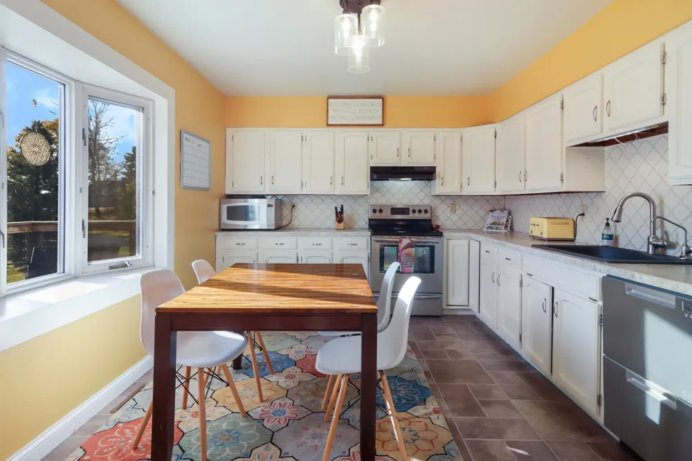 10555 Center Road Peninsula Township, MI 49686