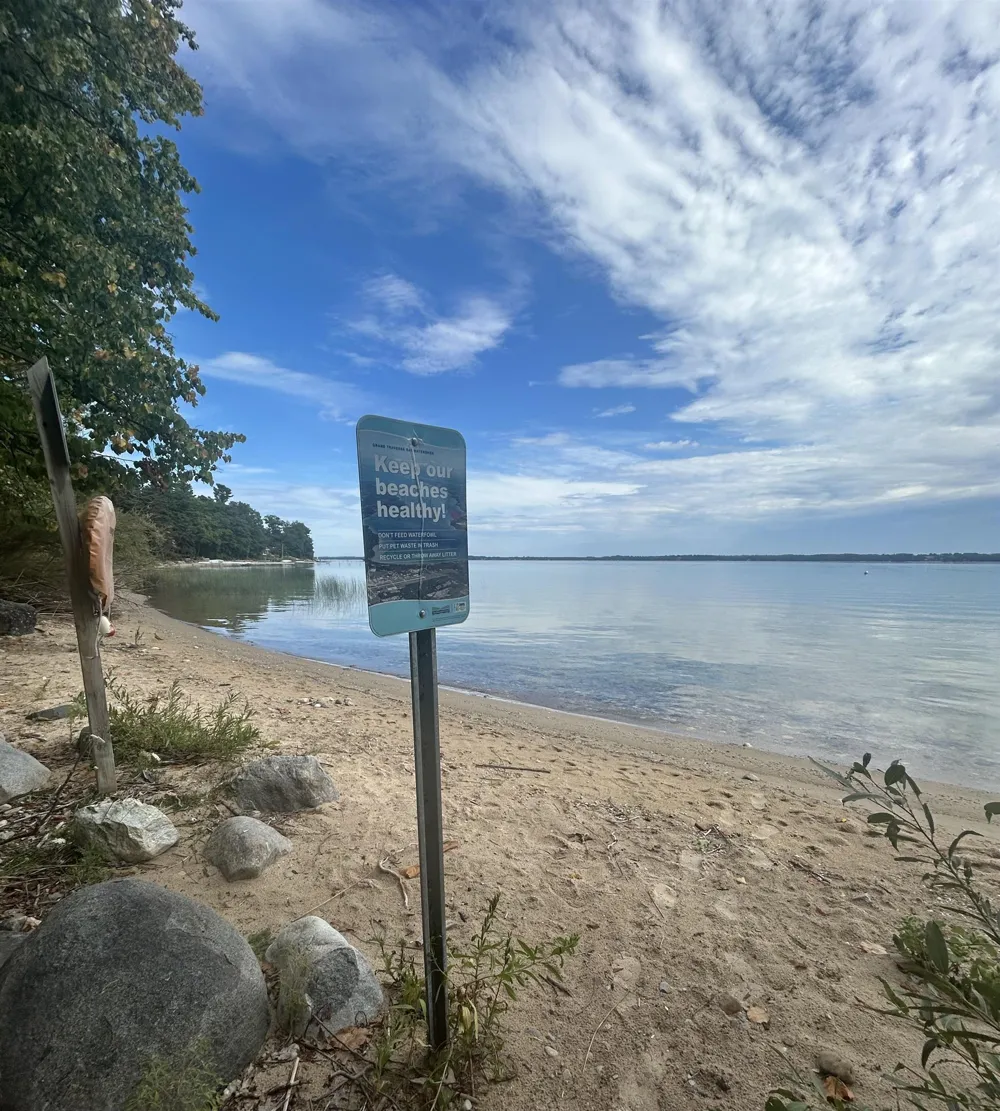 10555 Center Road Peninsula Township, MI 49686