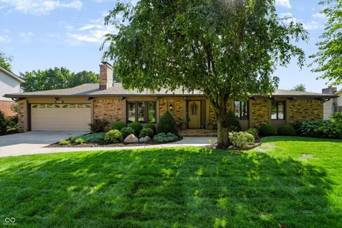 6941 Yellowstone Parkway