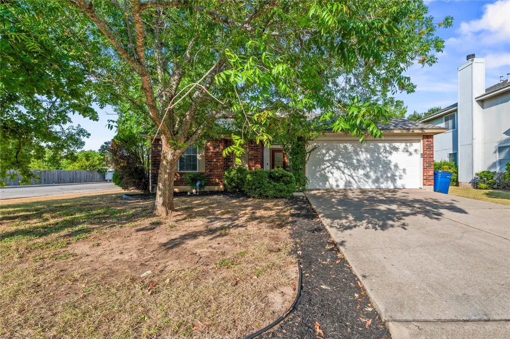 701 Sparkling Brook Lane Leander, TX 78641